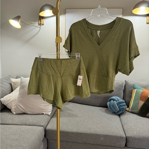 NWT, Anthropologie 2 pice set - Picture 10 of 13